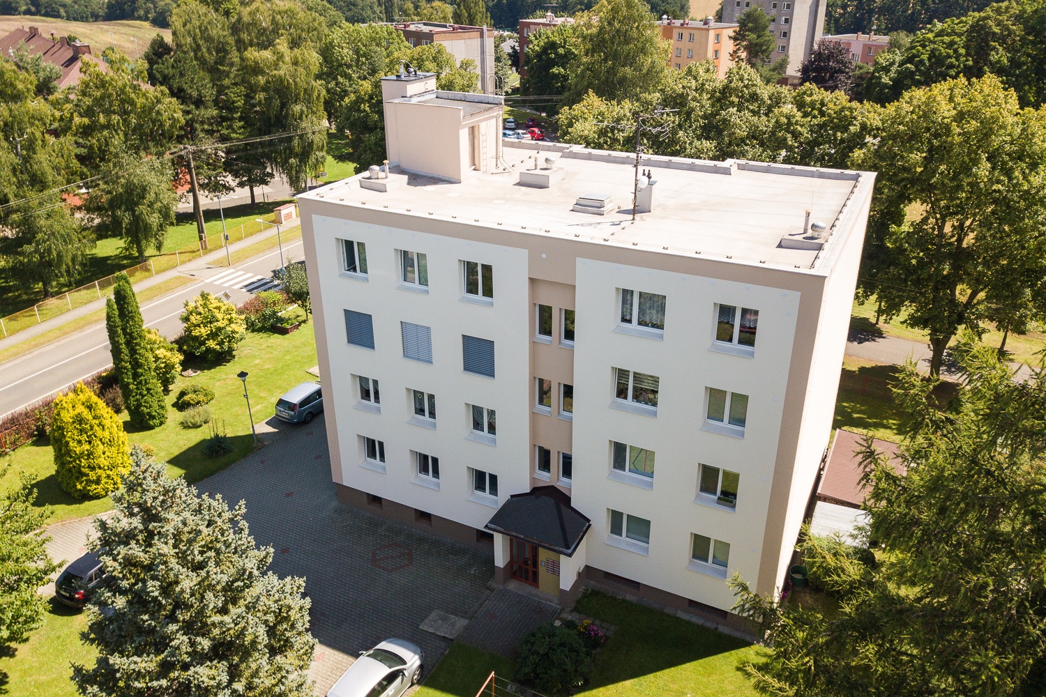 Zateplení fasády bytového domu, Chuchelná